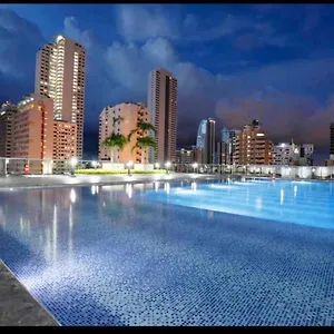 luxury-and-charming-in-the-magic-city.cartagena-hotels.org/